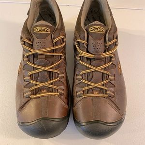 Men’s Keen Targhee ll Waterproof Shoes in Cascade Brown/Golden Yellow